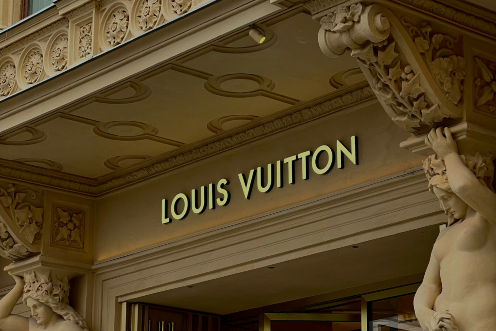 louis vuitton devanture magasin